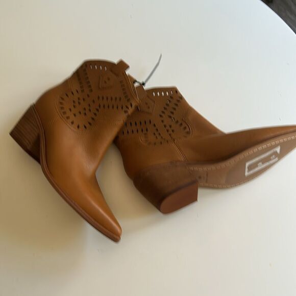 Marc Fisher Tan Giddyup Cowboy Bootie, Size 8, NWOT - Picture 5 of 11